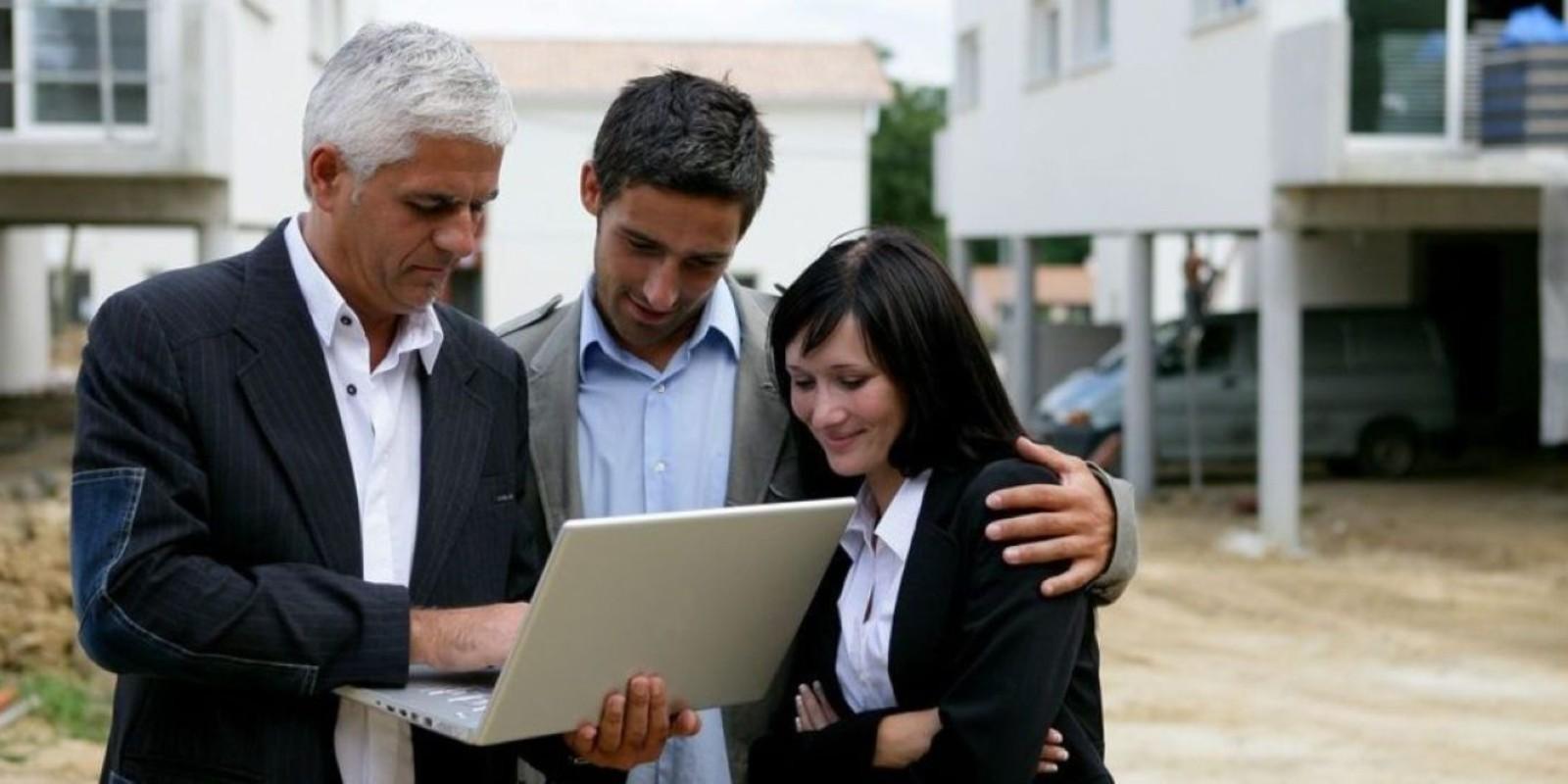 Diferença entre Avaliação Bancária e Valor de Mercado: O Que os Compradores e Vendedores Precisam de Saber